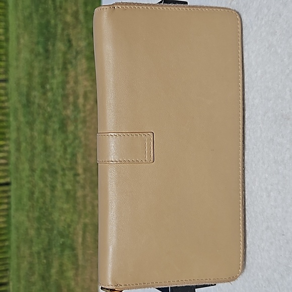 YSL Long Zippy Leather Wallet - Picture 2 of 16